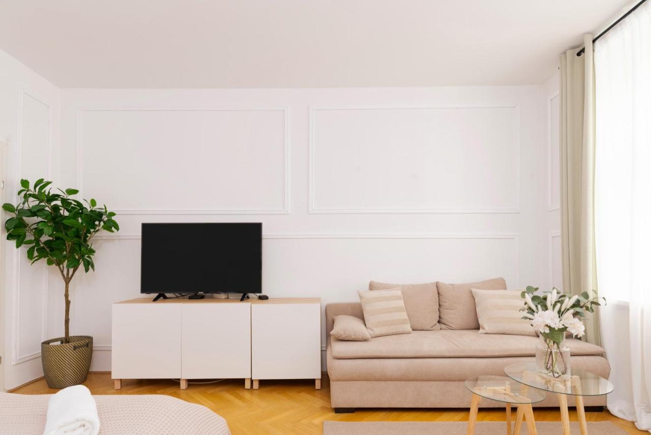 Designer Apartments Near Schoenbrunn Vienna Exterior photo
